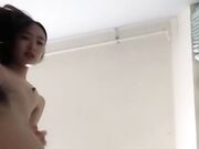 毛毛浓密苗条身材少妇双人啪啪 从下往上视角拍摄后入猛操干软了