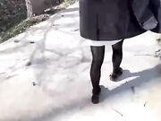 元宵节约上亲姐一起去吃日料，亲姐趴在桌子底下帮我口爆