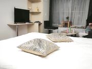 巨乳黑丝美女 大了肯定下垂啊捂死你 快进来 啊啊老公不要停用力