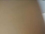 搞沐足按摩女大叔深夜嫖妓小少妇约好价钱痛快脱光今天第一炮让大叔卖力插