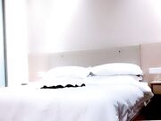 探花精选19岁小美女水多人骚各种性爱姿势在她身上来一遍精彩刺激秒硬