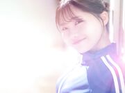 运动白痴却暗藏骑乘位喜好的美少女AV出道1