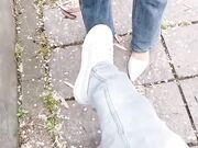 小姨子与异地男友奔现上床姐夫怒火中烧竟到小姨子家当着男朋友面爆操小姨子