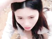 路边搭讪美女加微信相约旁边的小树林野战啪啪口爆射嘴里对白清晰