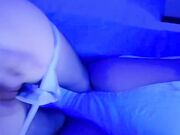 包间内撩的她欲火焚身,一线天美穴一碰全是水,顶尖大奶么