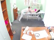 假医生遇到了真荡妇大鸡巴遇到了饥渴的骚穴一拍即合就是干