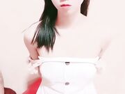 一堆年轻男女多人群P 大奶嫩妹无毛小穴 躺着被轮流输出 纹身眼镜妹