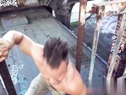 超级淫荡的公共场合露天性爱让荡妇尖叫不断