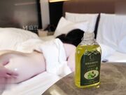 985大学女老师的私密SPA档案