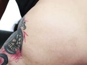 我在家里和我的妹妹操我的男朋友的大鸡巴