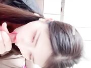 颜值尤物 小野猫kiki酱白黑丝口爆啪啪合集 被大肚腩金主压着腿大力猛操