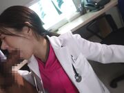 美丽人妻女医生 用唾液与爱液滋润2