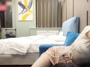 小飞北方嫩妹毛毛刮得很干净 馒头逼被干累到娇喘不息