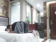 勾搭朋友气质气质女神老婆吃饭喝酒终于拿下狂怼骚逼 气质良家小少妇秒变淫娃