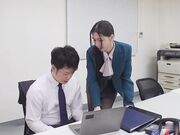 醉酒后化身接吻狂魔的职场霸凌女上司1