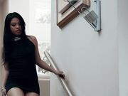 Wedding Regrets 亚洲女郎品尝大黑屌