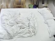 真实偷拍 姐弟乱伦开房性爱 这个弟弟长得很帅啊