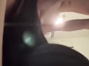 这水也太多了 每一次插入都能听到很多水声 一脸清纯反差的样子