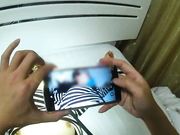 性感气质美女KTV唱歌喝多了被带到酒店内裤塞到嘴里绑住手脚疯狂玩弄边干边用手机拍摄特写!