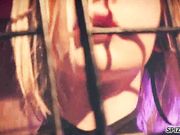 (Spizoo) Cages Emma Hix 囚禁在笼子里的金发美人