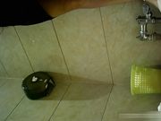 花内裤高跟靓妹尿太急射到了鞋子上