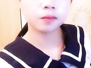 萌萌哒妹子性感黑丝抽插自慰