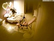 真浪把男友鸡鸡玩硬后求操