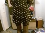 黑丝长裙激情口爆精液洗脸