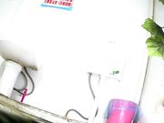 工厂集体公共卫生间偷拍打工妹