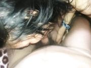 看她的样子简直太骚了淫荡无比