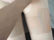 尾行俏妹纸花言巧语宾馆约一炮