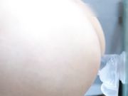 网红押尾貓性爱成瘾 湿身美少女浴室冰屌自慰没有男人好寂寞