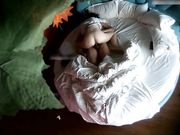 小美女年纪轻轻就偷尝禁果