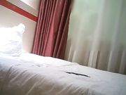 银行柜台实习的小嫩妹身材性感上班穿制服很端庄床上真的骚