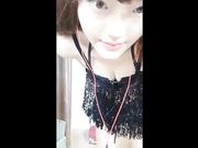 主播穿着黑丝被刷了不少跑车的小眼镜帅哥草最后还给吹