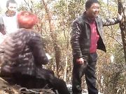 树林里嫖野妓憨厚的大哥干领导观战