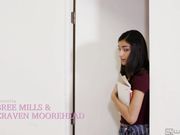 两个留堂的淫荡女生教师里玩老师