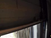 在车库里骑到大鸡巴上修车