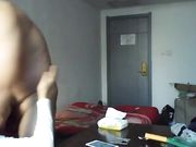 和出纳刘姐在办公室开战