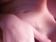 果贷妹子洗澡自慰自拍视频