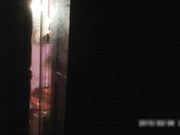 路边鸡窝泄火店里有一位很火的小姐姐草她还需要要排队