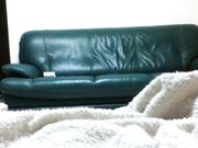 趁老婆不在家约一个援交妹回来在客厅啪啪