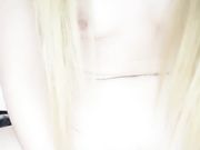 金发嫩妹子和纹身小哥上位骑乘猛插性感屁股上下抽插