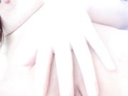 嫩妹小奈音淫语自述意淫想要哥哥大鸡巴插她的骚逼