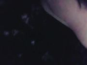 豪车就是宽敞里面两个妞全裸露脸淫语，吃大几把去车外站着后入爆草