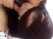 饥渴疯狂教室里跪舔男友J8 喜欢吃男友的肉棒津津有味