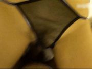 跟别的男人偷情的时候给自己老公打电话的骚货