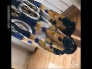 真空穿女人味十足连衣裙掀起就啪啪呻吟太好听