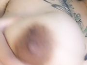 大姐就是霸气露脸奶子上都有纹身，大秀一多全裸极品大奶子真诱人