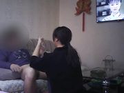 朋友出国做生意和他老婆在家偷情 反正那b空着也会生锈